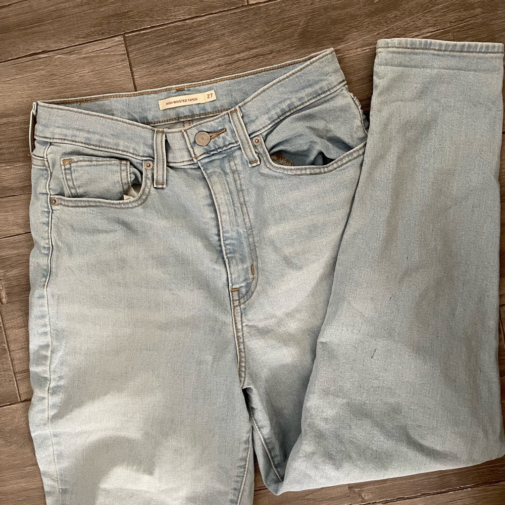Levi’s high waisted tapered